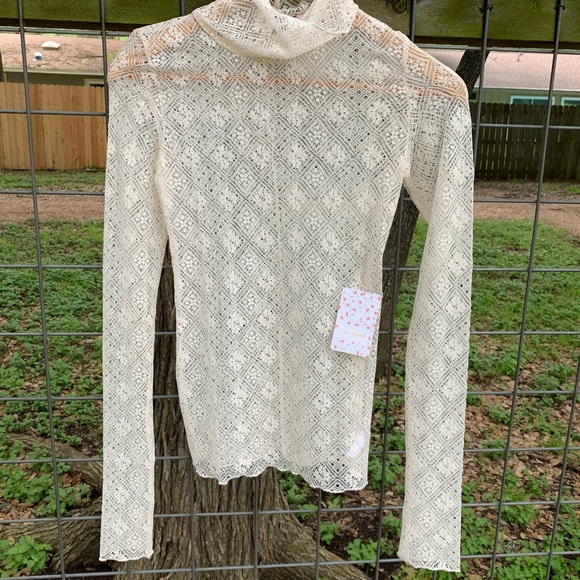 Free People Lace Top - Picture 2 of 3